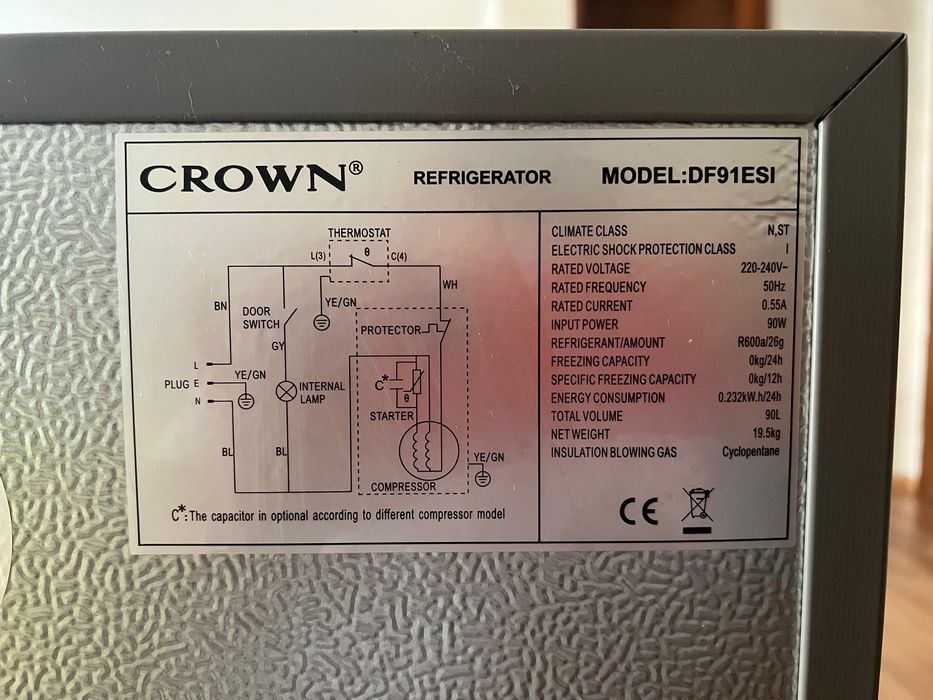 Хладилник Crown DF91ESI 90 л инокс като нов с гаранция