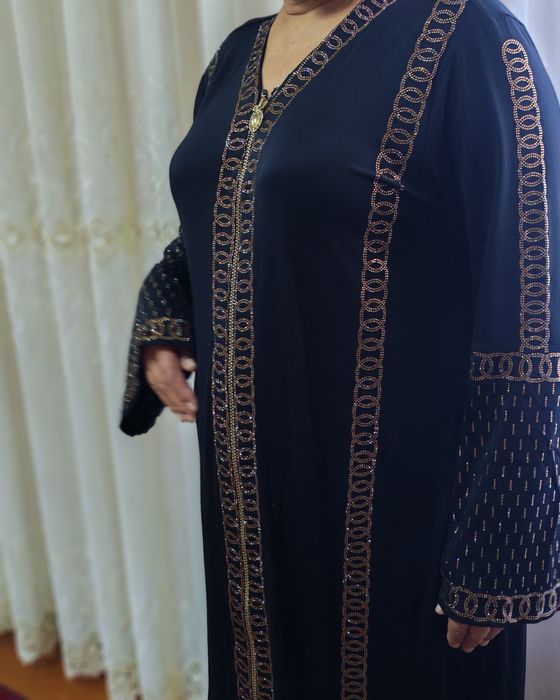 Abaya sotiladi yangi