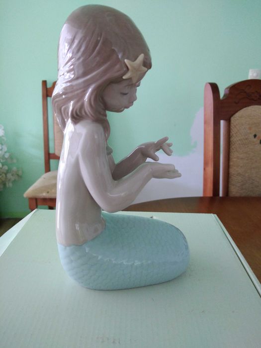 Bibelou sirenă din porțelan – nou, în cutie