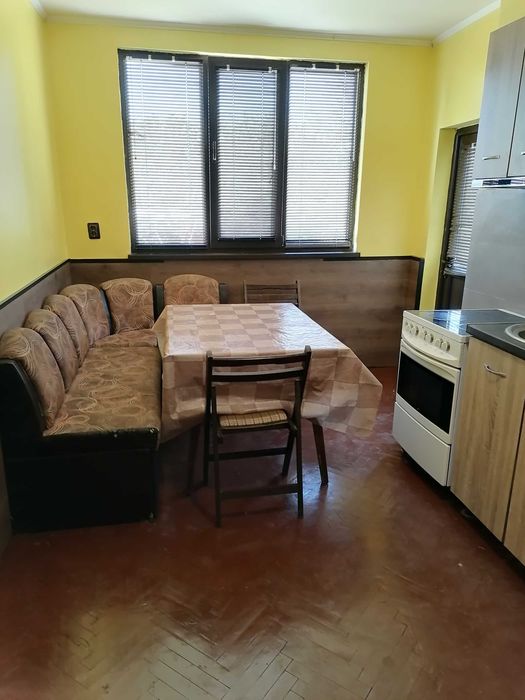 Квартири стаи за работници под  наем