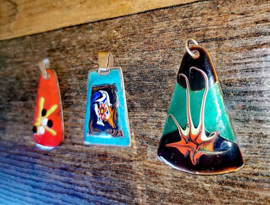 Бижу винтидж висулки емайлирано колие медно 50-60г. Хипи Яко за 3 бр.