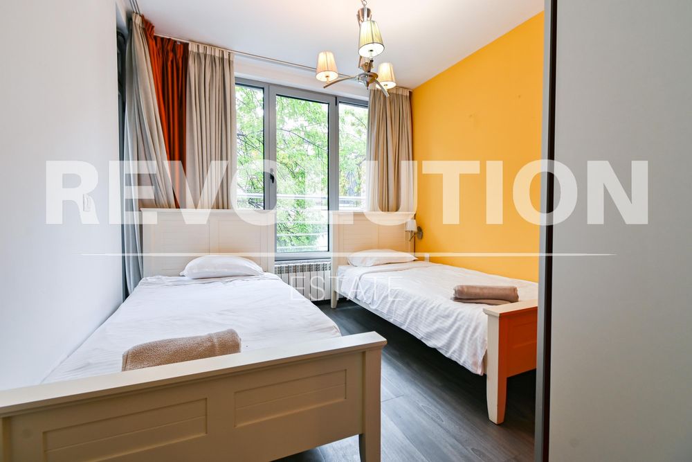 Дава се под наем Тристаен апартамент в София, Оборище - 100 кв.м за 1000 € - Снимка #8