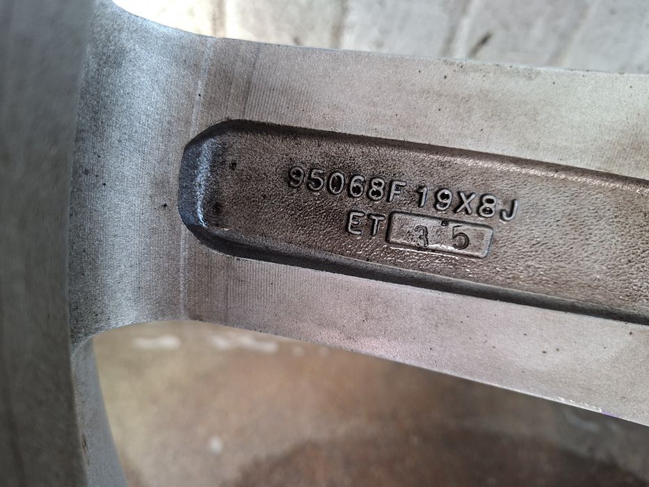 Vossen CV3 19 ки спорт пакет за БМВ 5x120 ет35/38 8/9.5J
