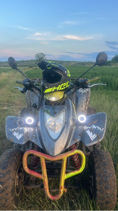 Vand atv kymco de 250 automat