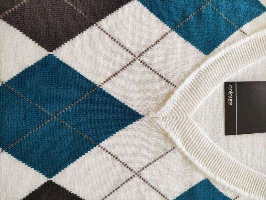 Pulover nou mărimea 34-36 (S)