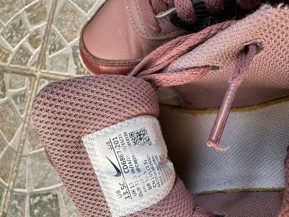 Adidasi copii Nike. Marimea 31 (19,5cm).