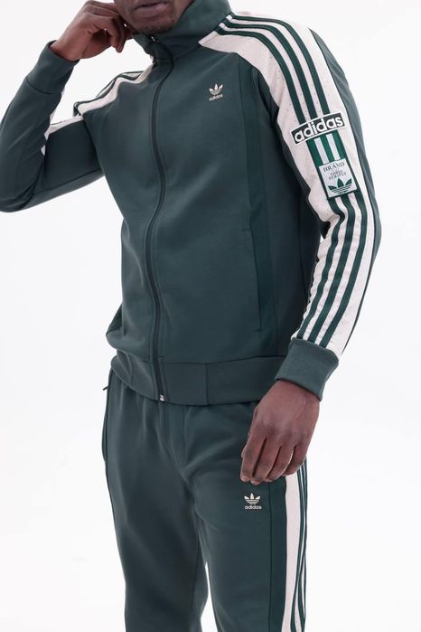 Oferta! Trening Adidas original! Toate marimile disponibile!