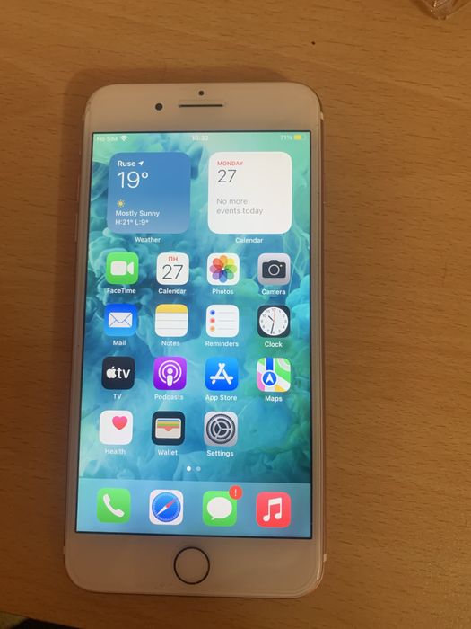 IPhone7+-128GBпамет много запазен