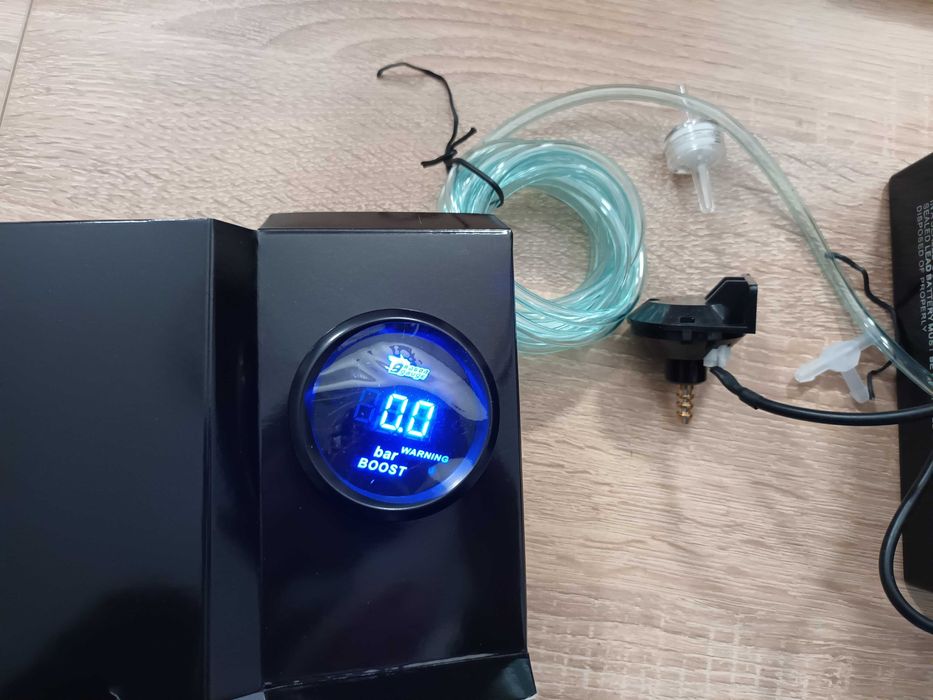 Бустметър дигитален,boostmeter с мап сензор,2 бара,буустметър