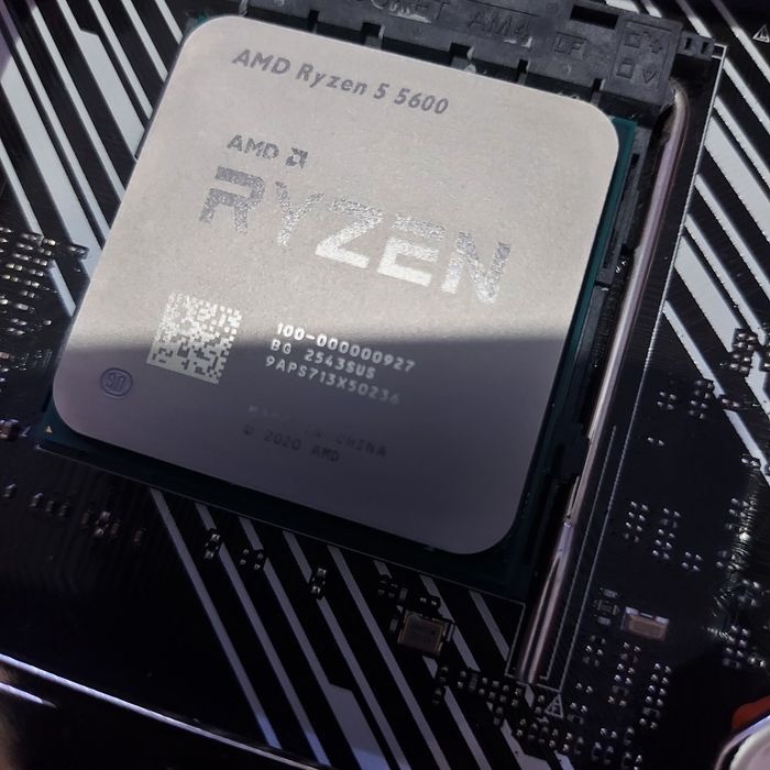 Ryzen 5 5600/RTX 3070/SSD m2 1tb