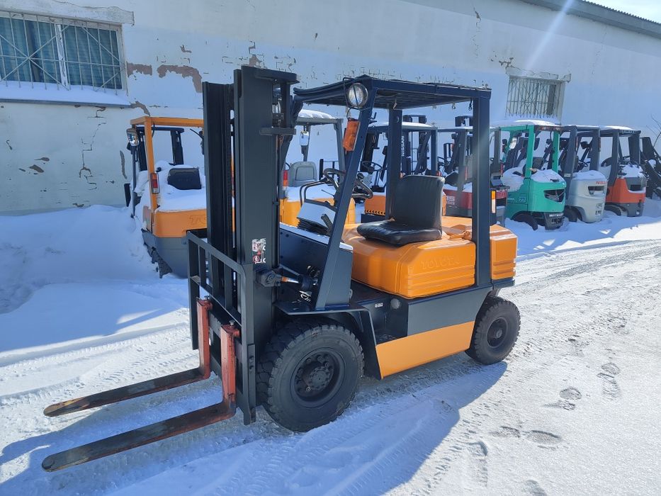 Продам вилочный погрузчик. Кара