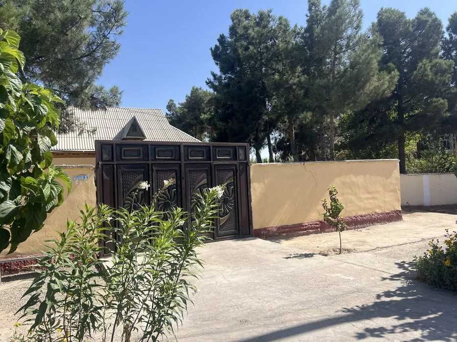 Termiz tuman Uchqizil MFYda 8 sotixli uy sotiladi