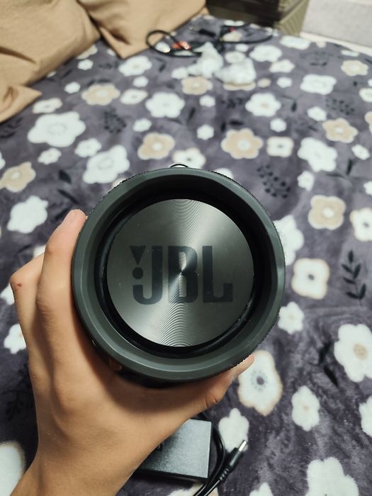 Продавам JBL xtreme 1