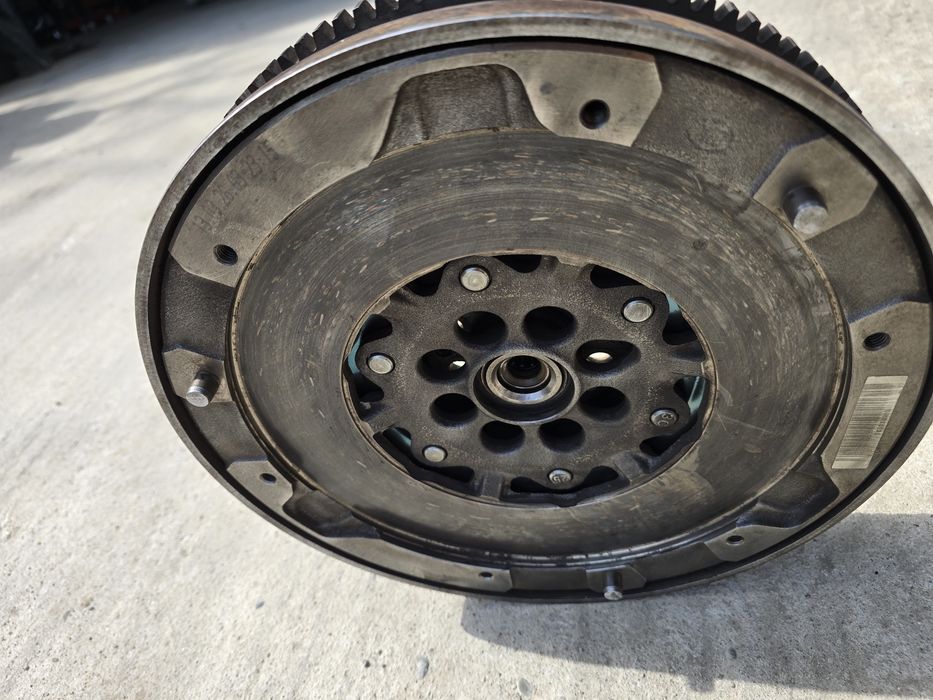 Volanta Bmw f30 184 cp