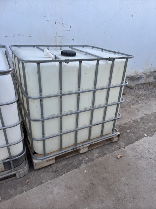 Цистерна пластиковая, евро куб, тонник