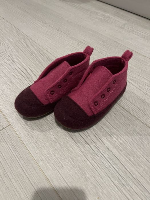 Papuci de interior masura 24
