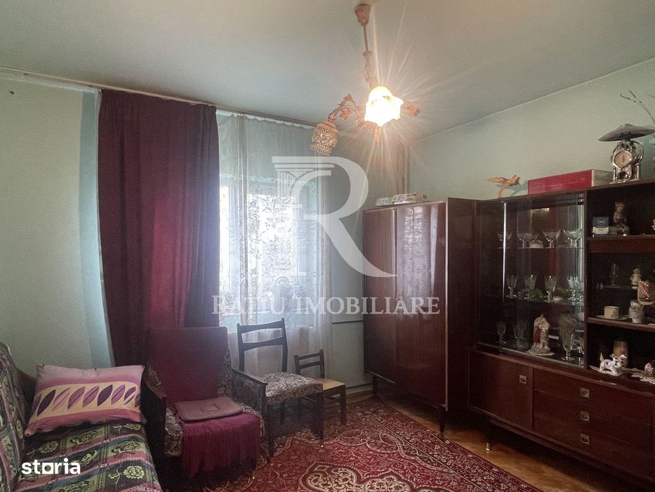 Apartament cu 3 camere  | Etaj intermediar | Calea Aradului | Oradea