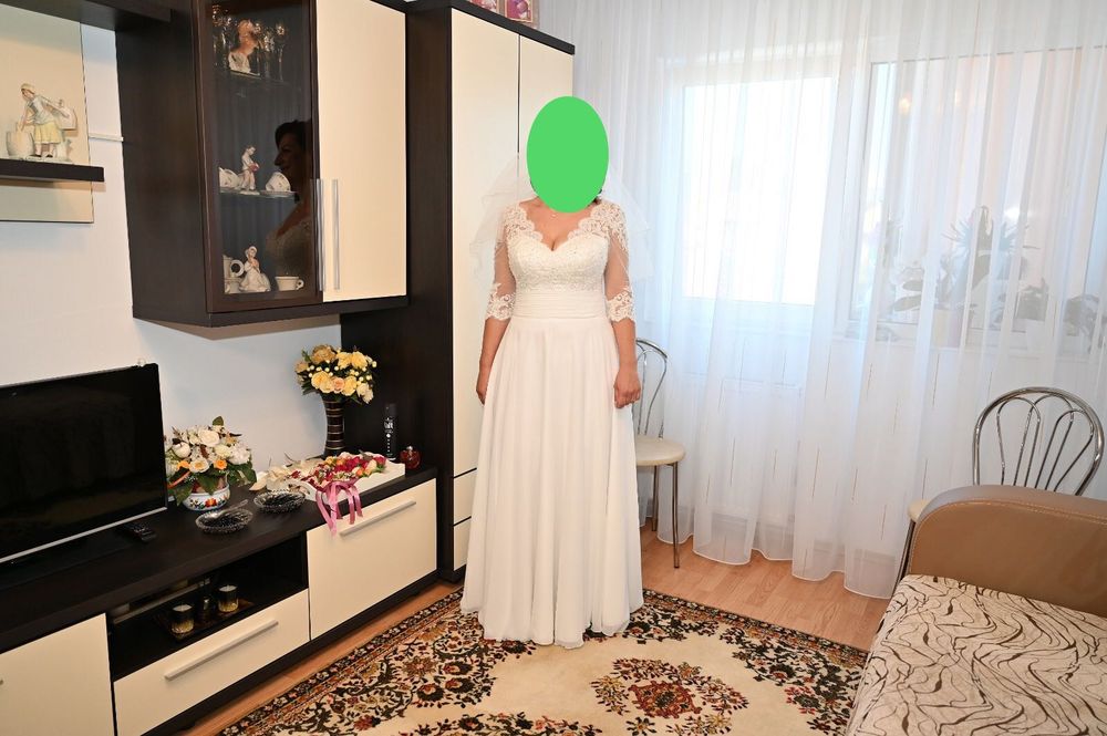 Vând rochie de mireasa Voloca Wedding Dresses