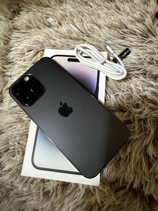 Продавам iPhone 14 pro max 256gb