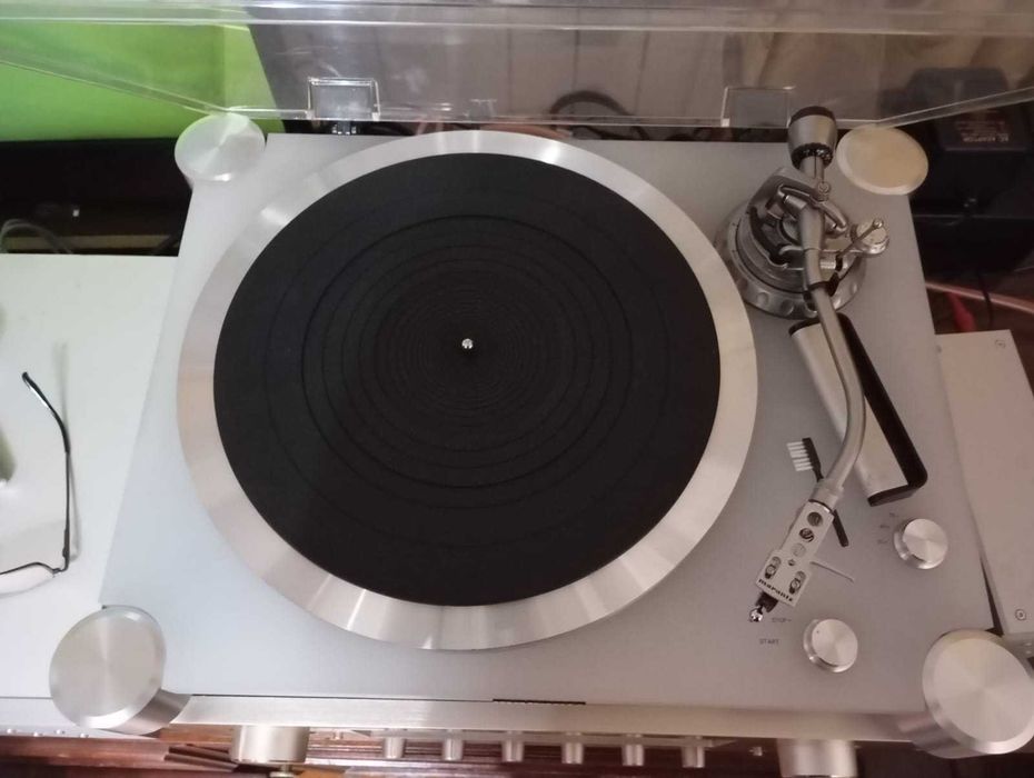 Проигрыватель Marantz 1800ТТ