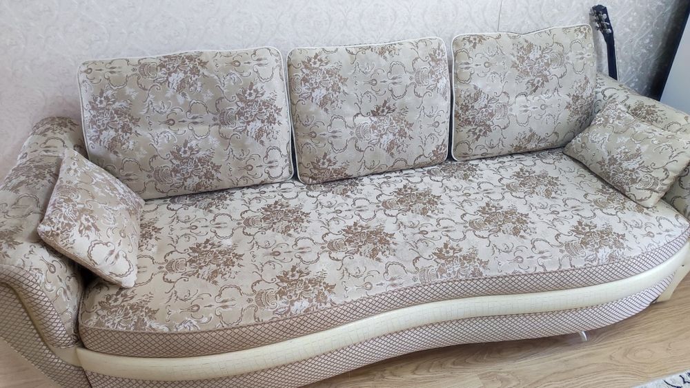 Продам диван б/у