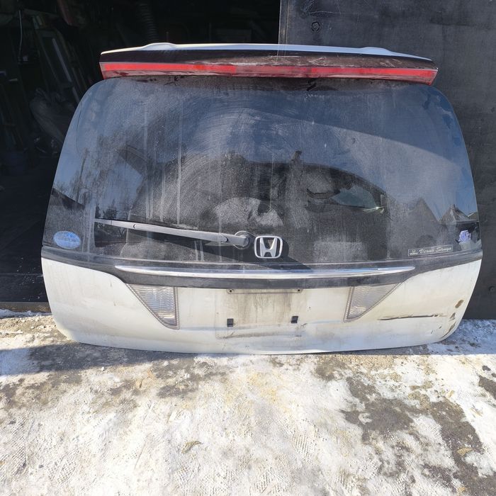 Дверь багажника Хонда Стрим