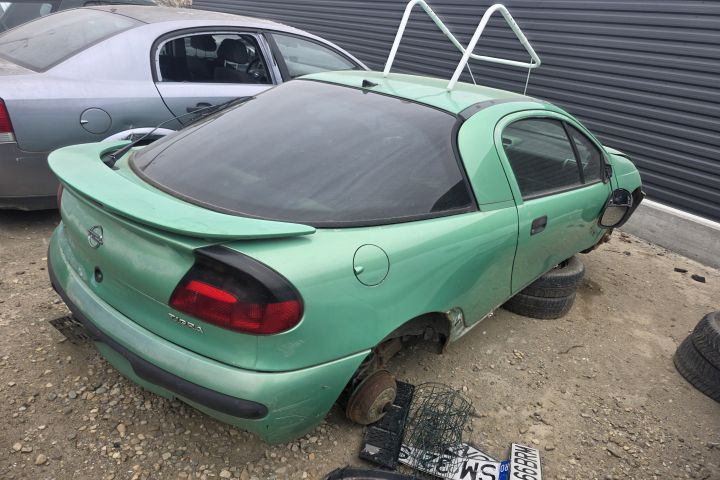 Electromotor Opel Tigra 1997 1.4 MT (90 hp)