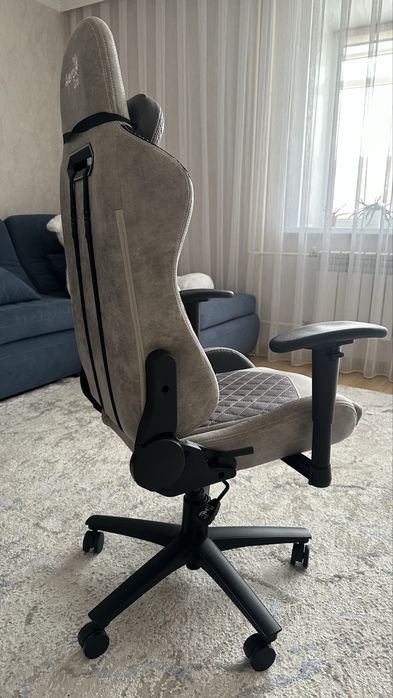 Продам кресло компьютерное