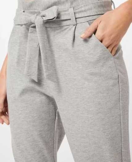 Слим фит панталон - Vero moda. Размер - M, цвят светло сив или тъмно сив. Нови с етикет