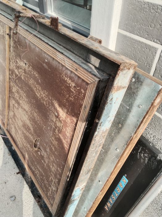 Срочно продам железный двери