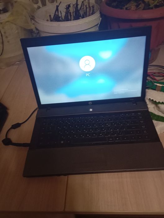 Продаю ноутбук бу