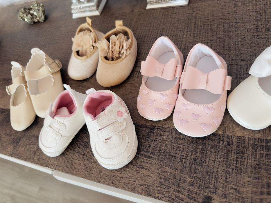 5 perechi Incaltaminte nr 16,17,18 Nepurtati