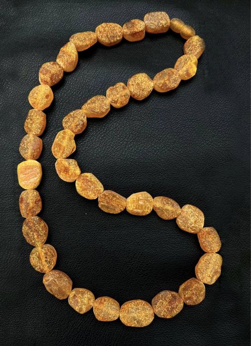 Лечебный янтарь необработанный