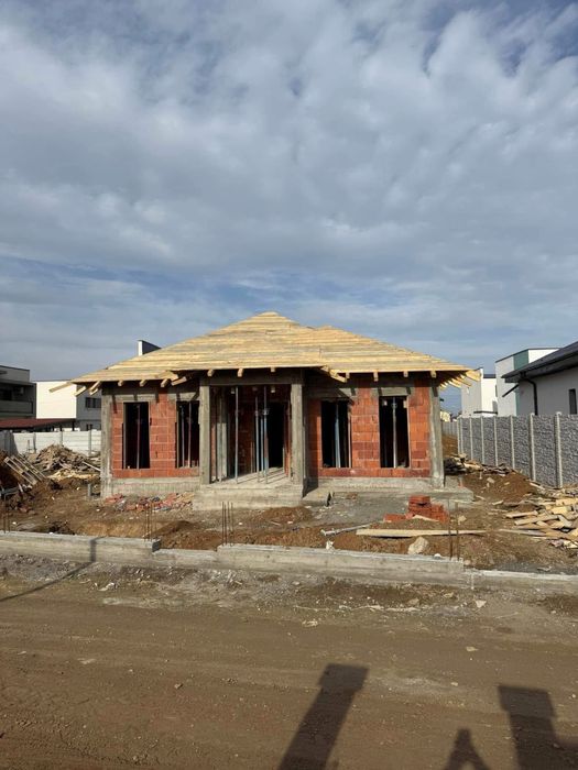 Casa pe parter zona Damila