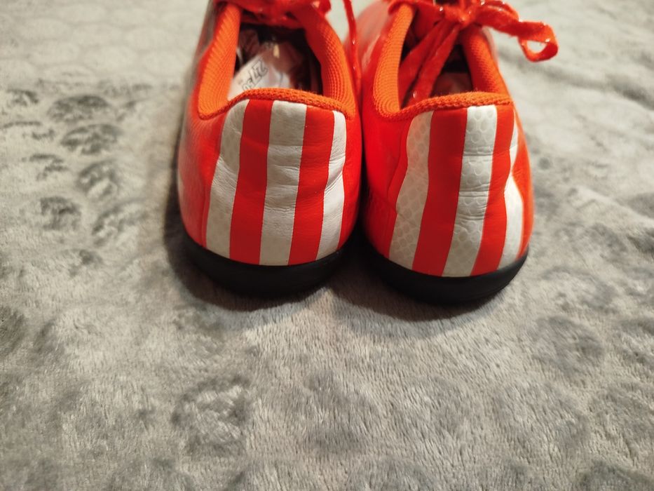 Адидас F10-кожени маратонки 38 номер