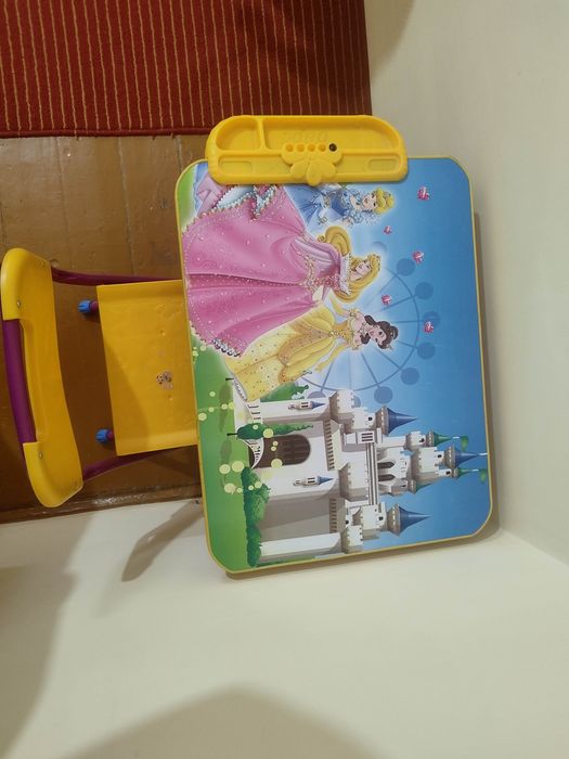 Болалар стол стули (парта) сотилади