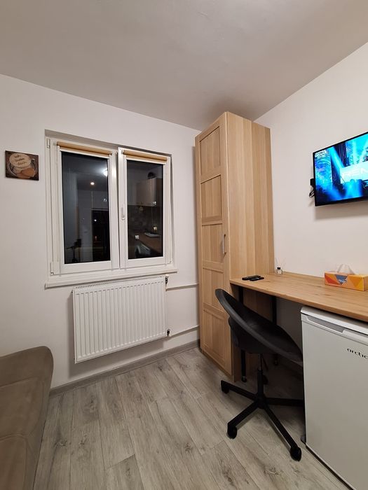 REZERVAT Camera de camin cu baie proprie, cartier Florilor