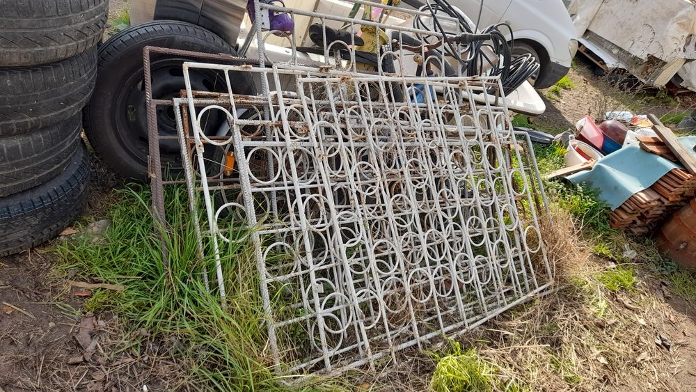 Gard metalic ptr cimitir grădină etc