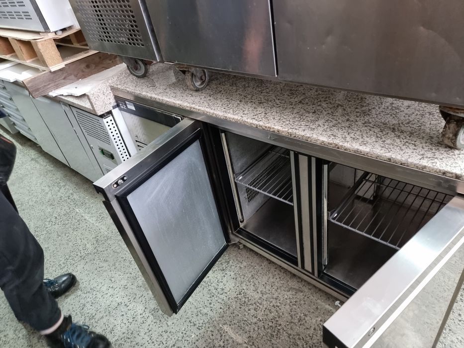 Хладилни маси 1800лв