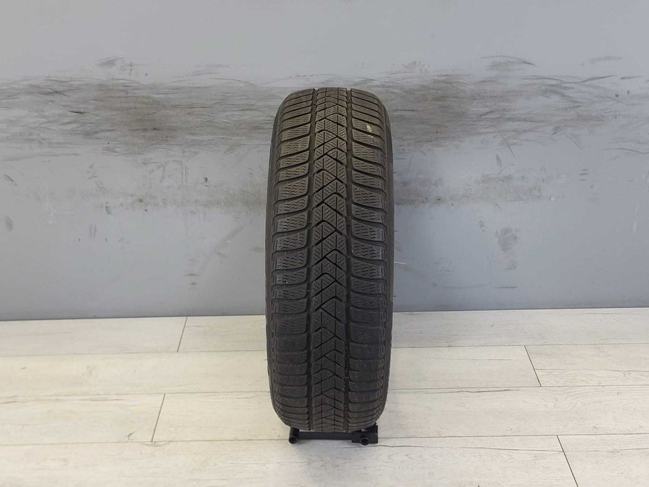 Anvelopa 205/60 R17, vara, Pirelli, DOT 2020