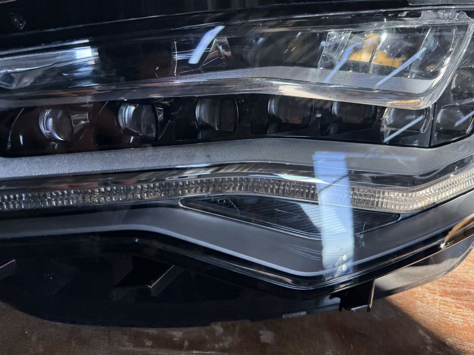Оригинален фар Audi a6 C7 4g full led hella 4g0941004 десен ляв фарове