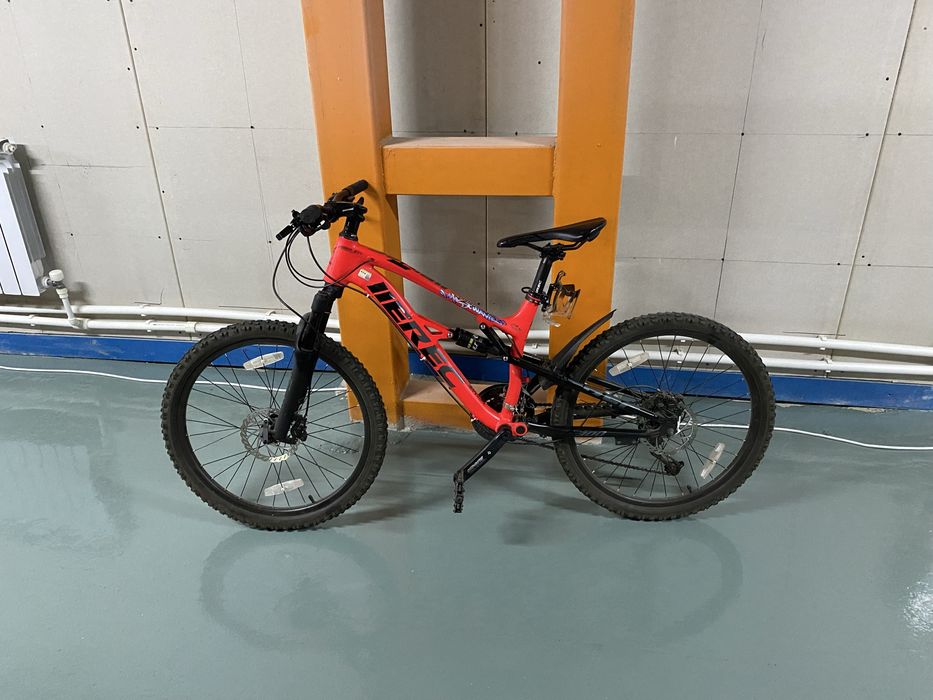 Erec xt300 велосипед двухподвес