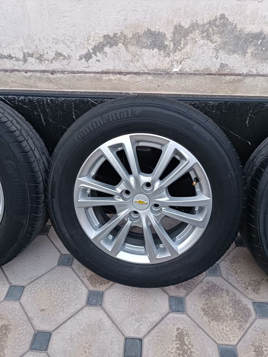 Cobalt Diska balon Sotiladi Holati ideal 195 65 R15