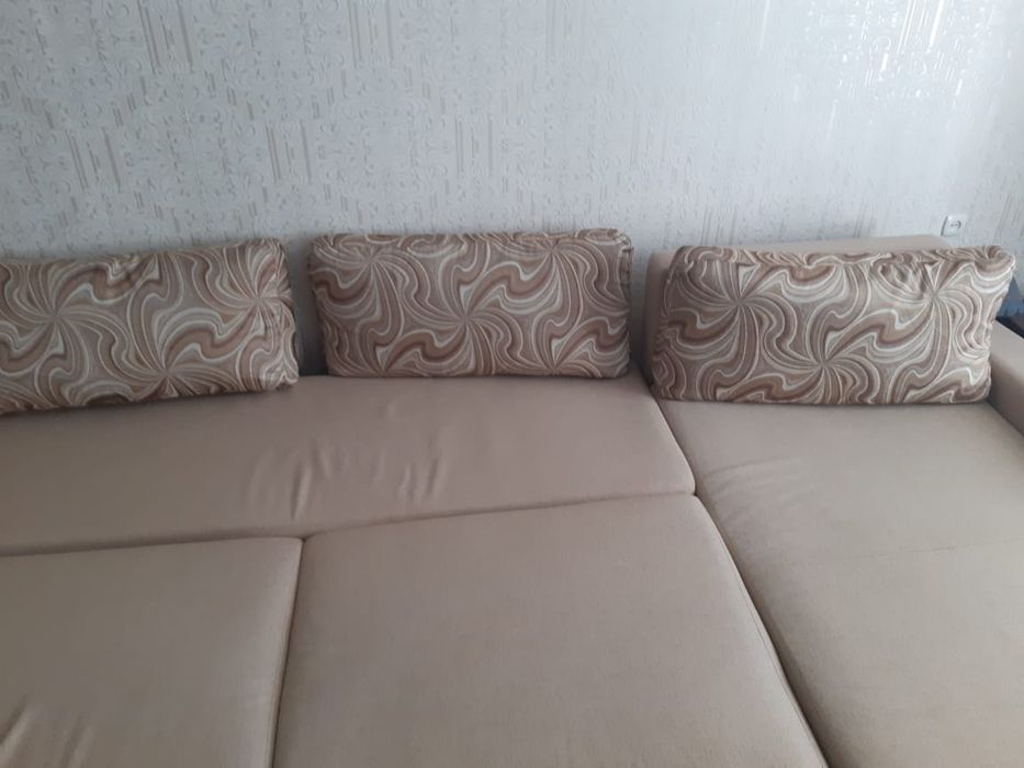 Угловой раскладной диван