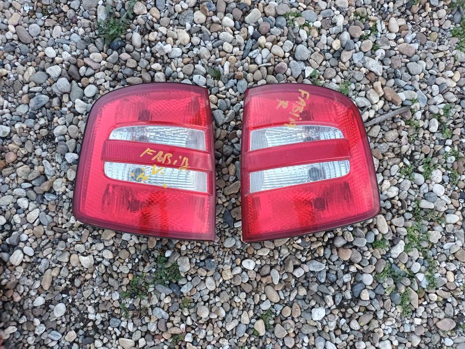 ляв или десен стоп за шкода фабия комби седан SKODA FABIA фабиа