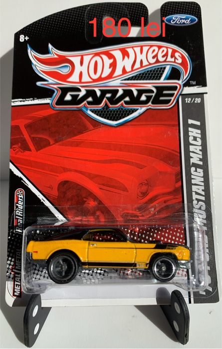Machete - Masinute Hot Wheels Premium Mustang, Chevelle, Cuda & 1/43