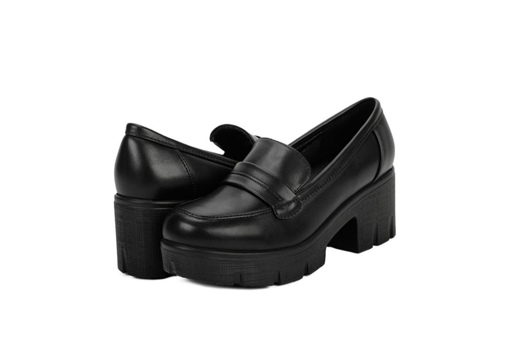 Продам туфли лоферы 36размер