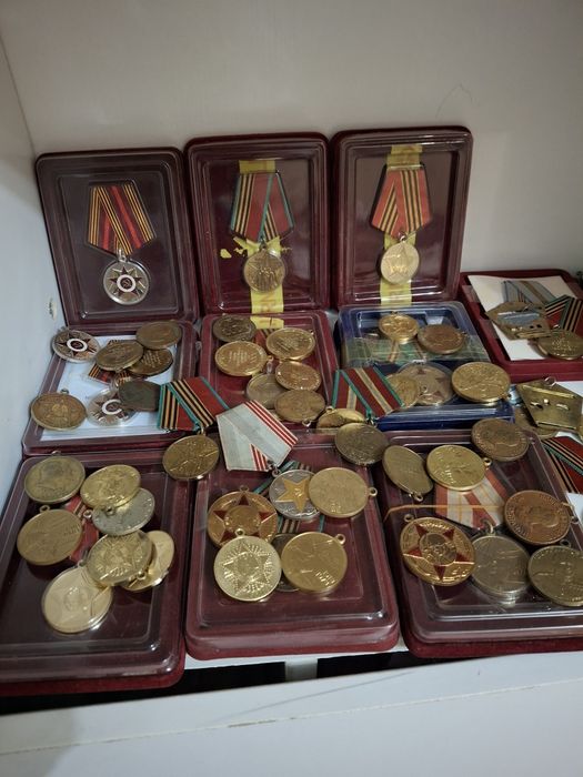 Продам  юбилейный
