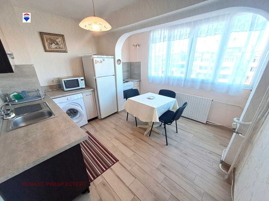 Дава се под наем Двустаен апартамент в Русе, Възраждане - 65 кв.м за 255 € - Снимка #4