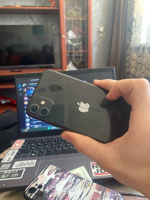 iPhone 11 в отличном состоянии